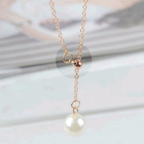 5 for $25 Pearl Pendant Statement Necklace - Picture 3 of 4